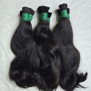 100% RAW Vietnamese | 18” | Unwefted (Bulk) | EXTRA Full | Double-Drawn Hair